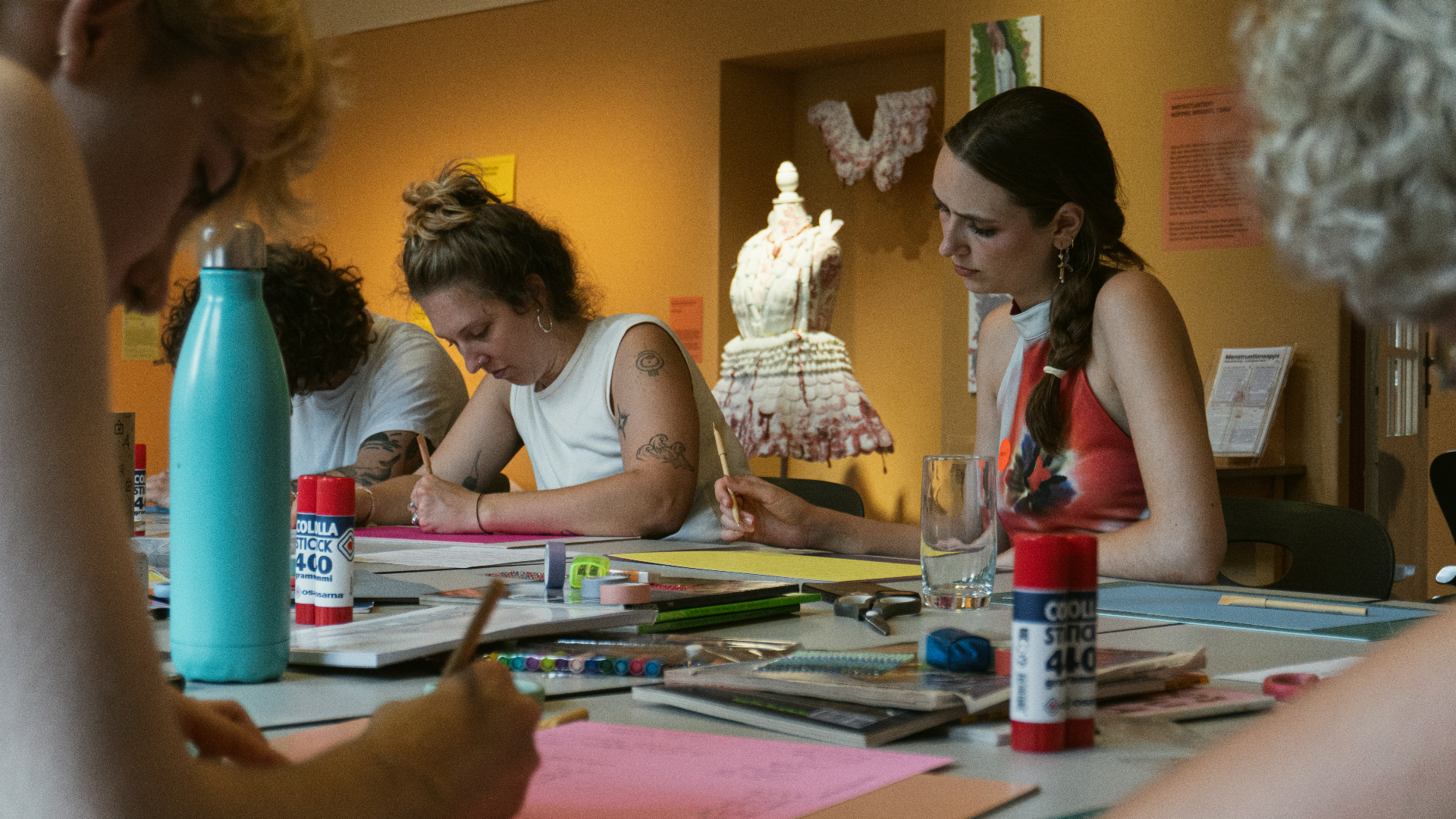 Künstlerischer Workshop „Unerhörte Körper" – Foto 6